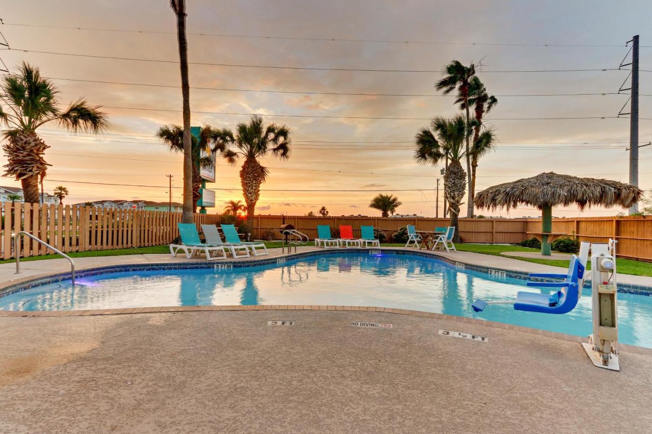 Island Hotel Port Aransas Exterior photo